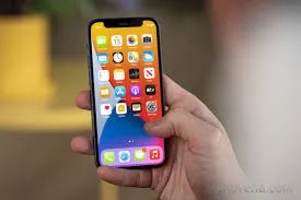 Kabar Terupdate ! Inilah Alasan Produksi iPhone 12 Mini Dihentikan